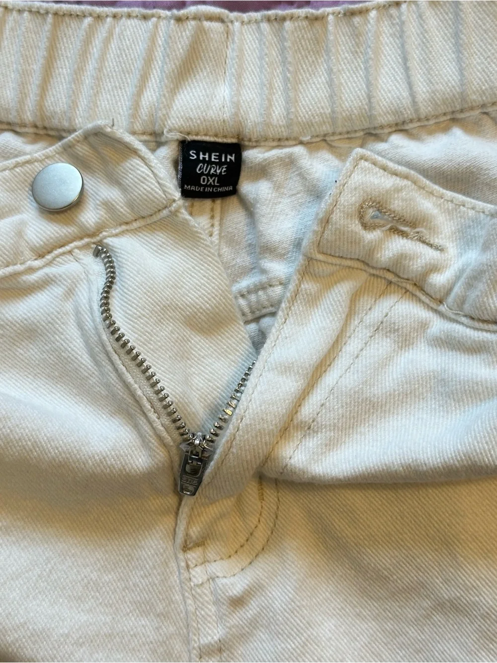 SHEIN Cream Frayed Hem Denim Shorts